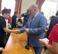 60 юных вологодских сердец, полных решимости и патриотизма, принесли торжественную клятву и стали частью Всероссийского детско-юношеского военно-патриотического общественного движения "Юнармия"